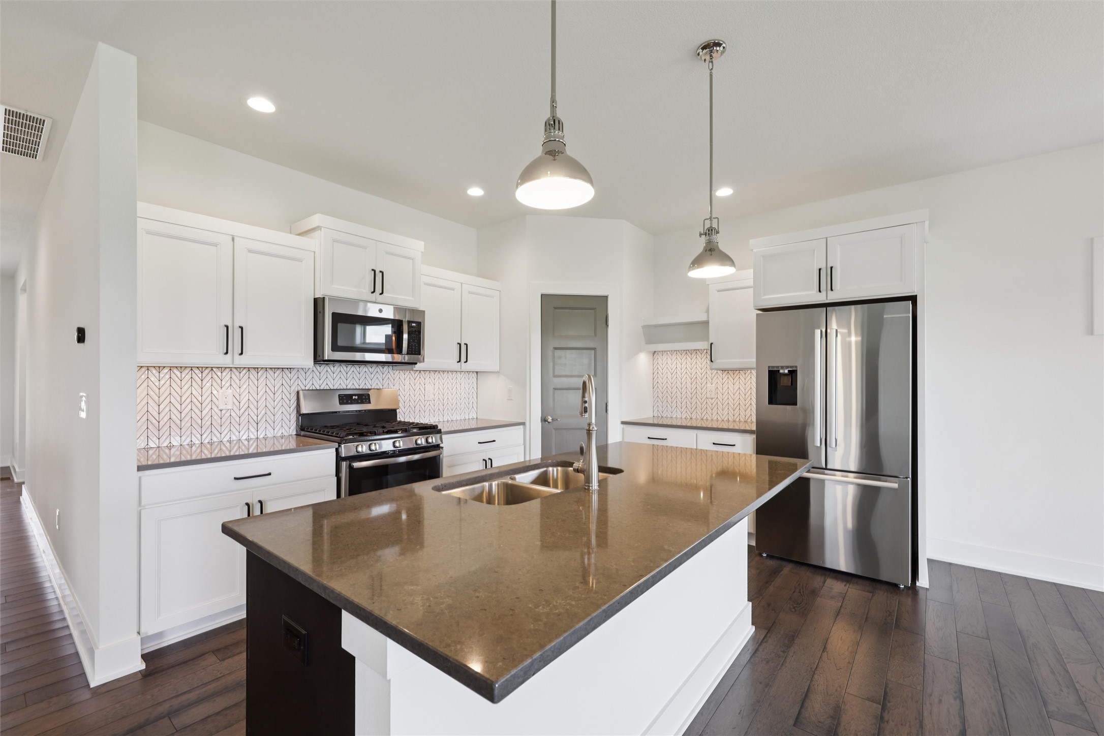 1824 Bentley Court