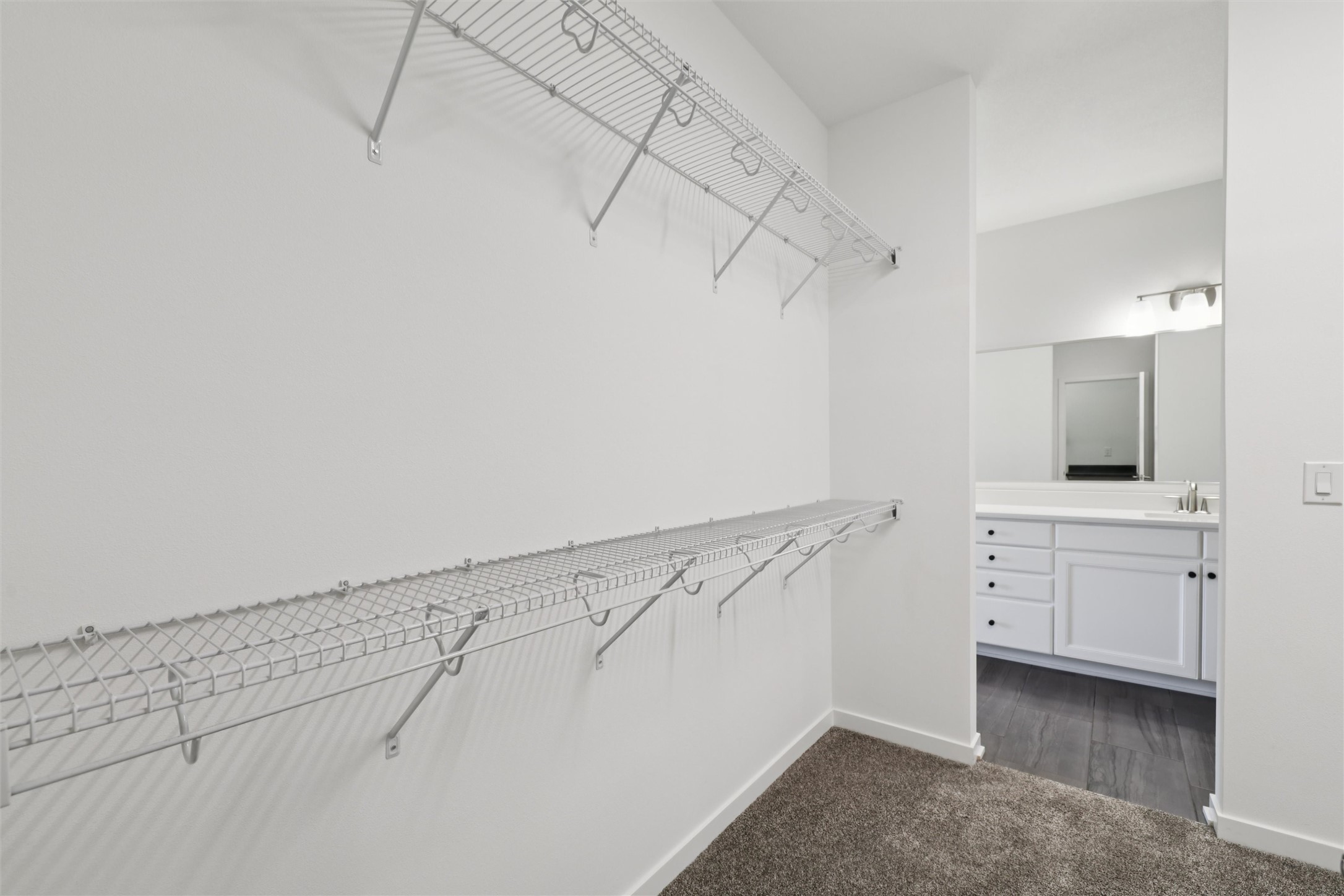 Norwalk, Iowa 50211, United States, 5 Bedrooms Bedrooms, ,3 BathroomsBathrooms,Residential,Active,165187