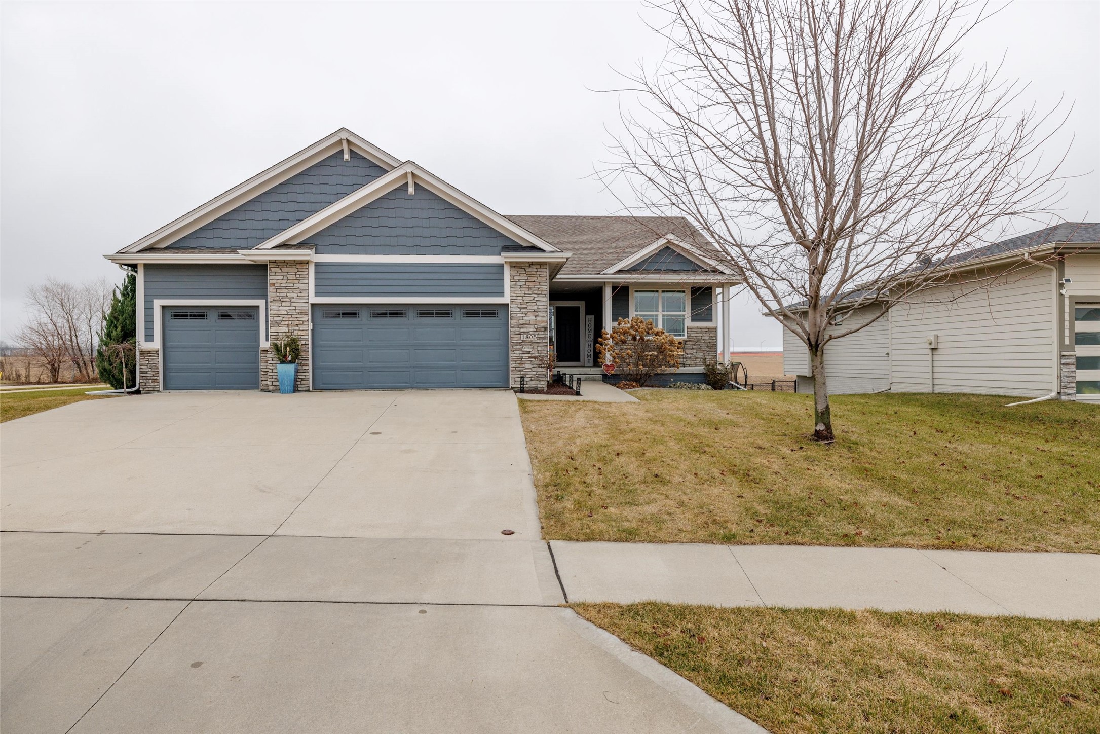 1805 SE Waters Edge Drive, Waukee, Iowa image 3