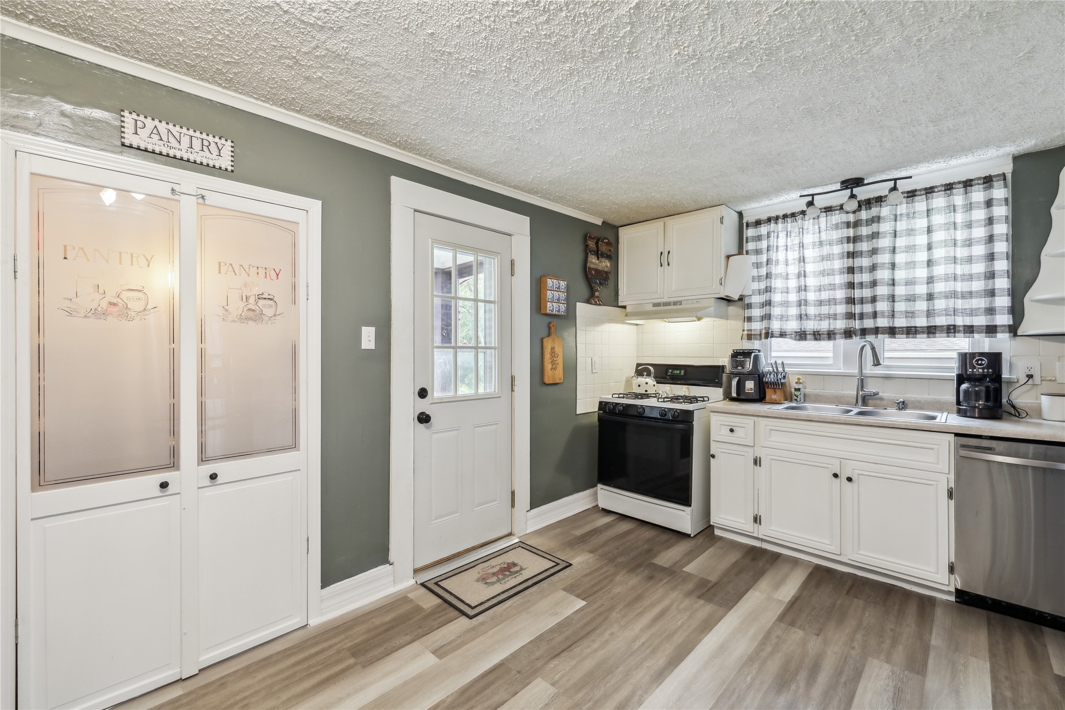 2419 30th Street, Des Moines, Iowa image 18