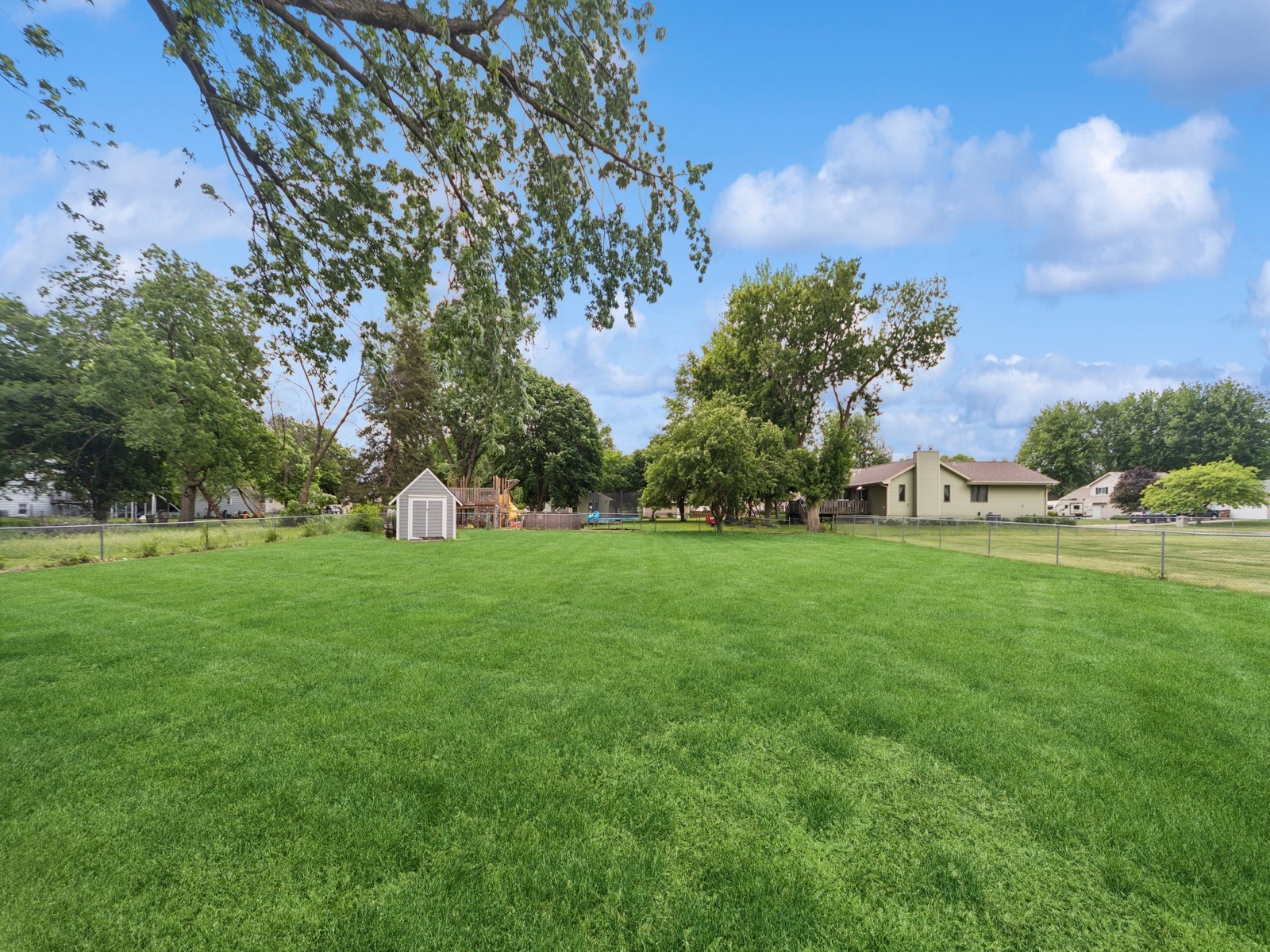 5180 NW 64th Place, Johnston, Iowa image 23