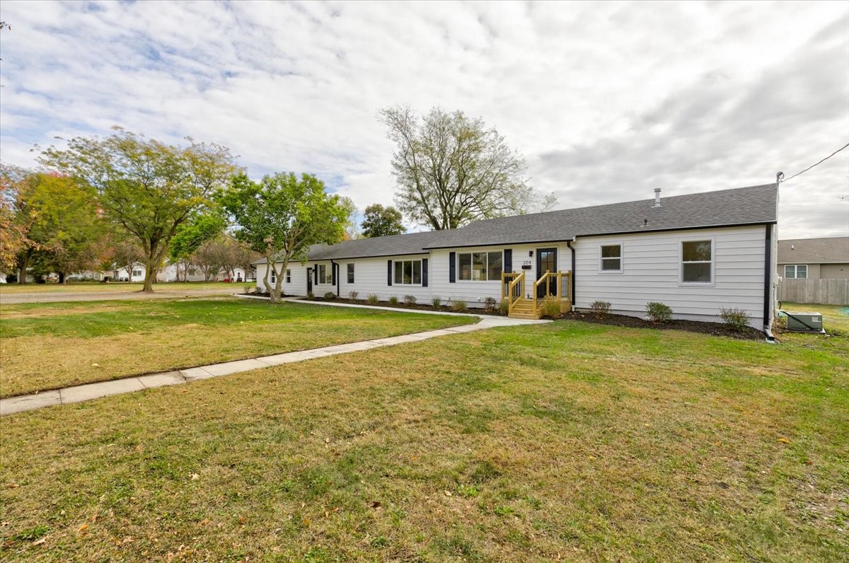 204 W Seventh Street