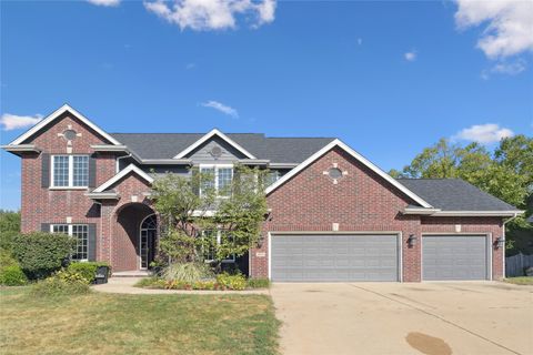3703 149th Street Urbandale IA 50323