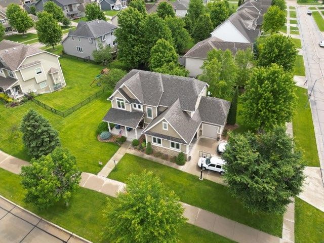 2859 Berkshire Parkway, Clive, Iowa image 2