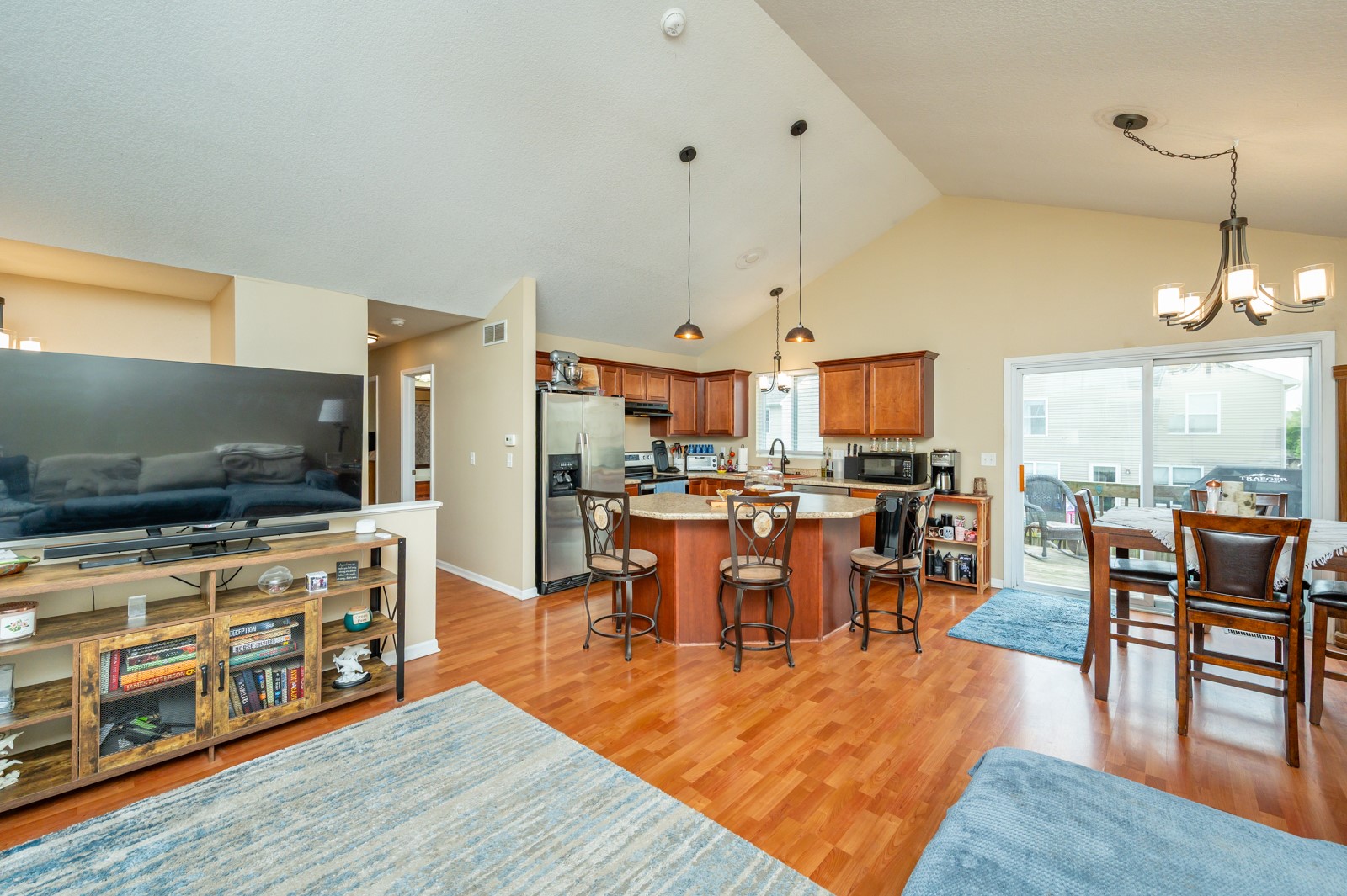 3400 Poplar Drive, Bondurant, Iowa image 4