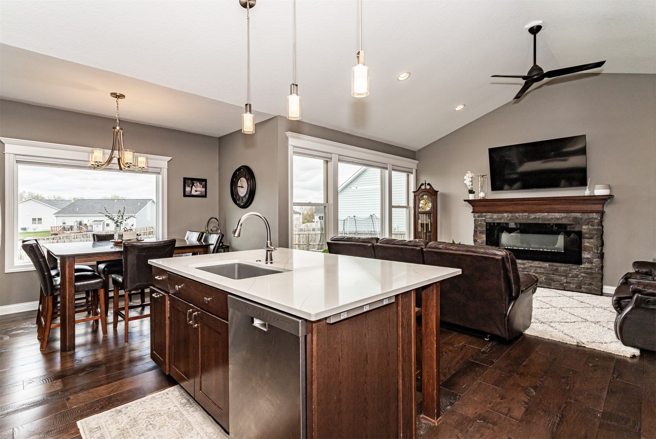 320 Hawthorne Circle, Gilbert, Iowa image 10