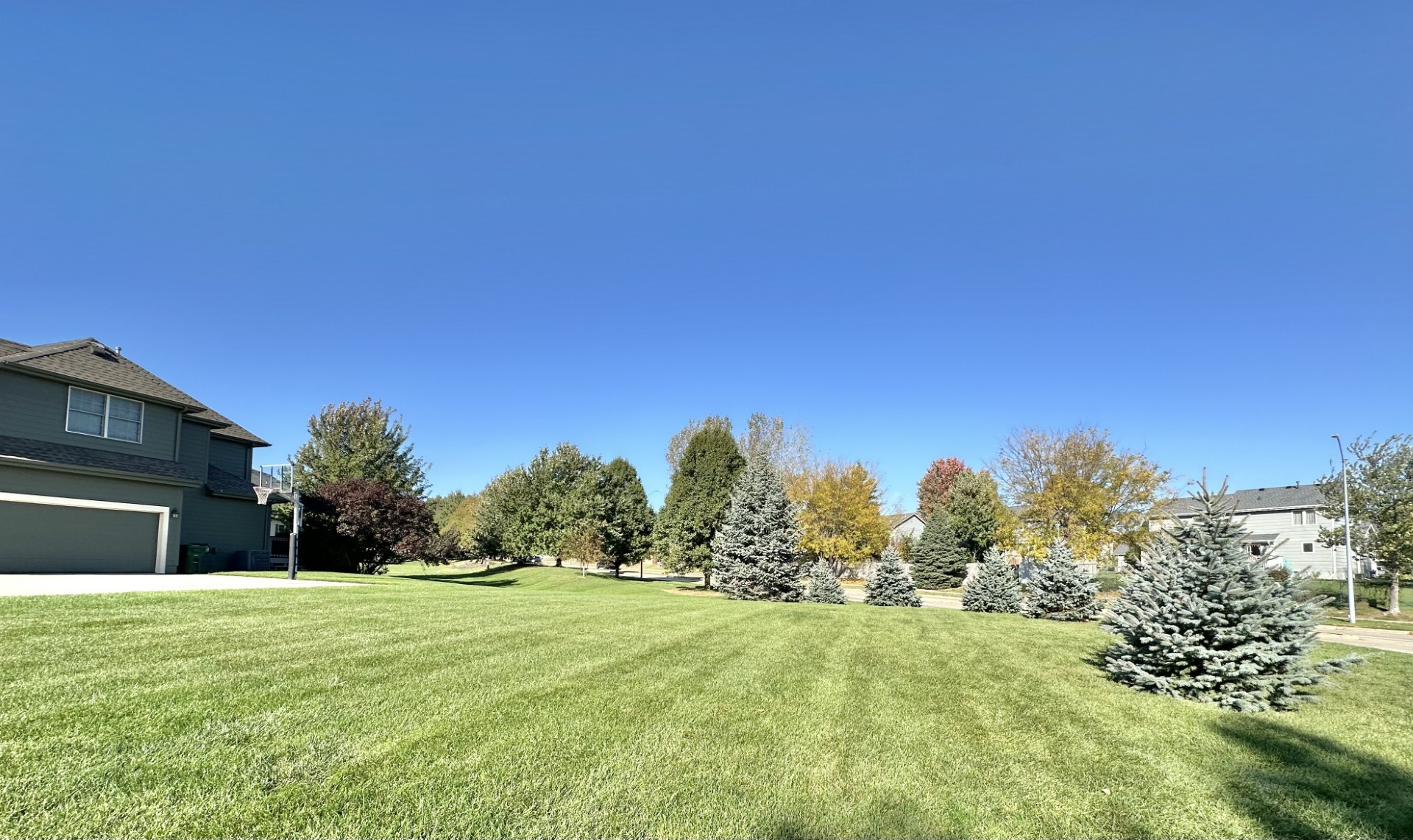 106 SW Stonegate Drive