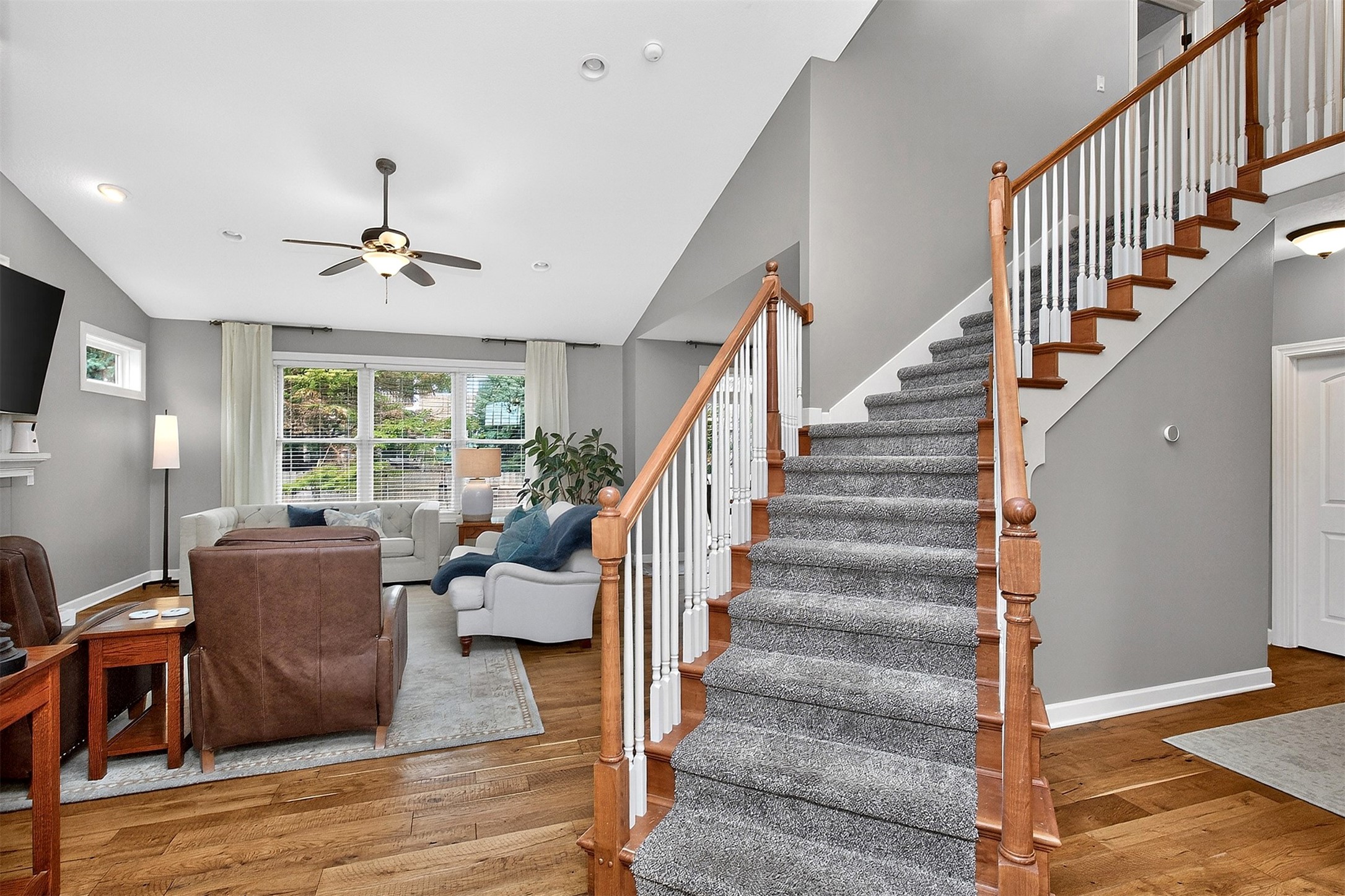 1000 SE Bluegrass Circle