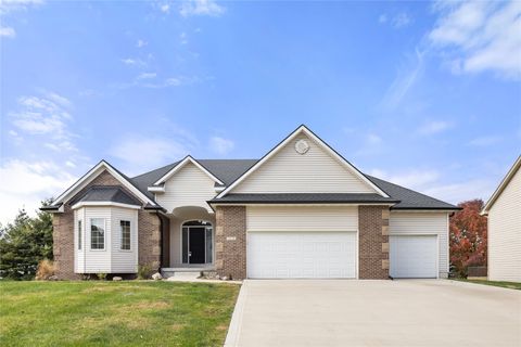 2524 NW 161st Street Clive IA 50325