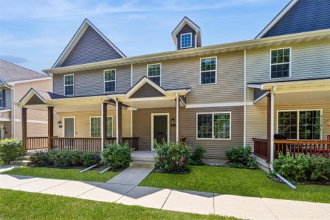 Condo For Sale - 531 Canterbury Place<br/> Warren County, Norwalk, IA 50211