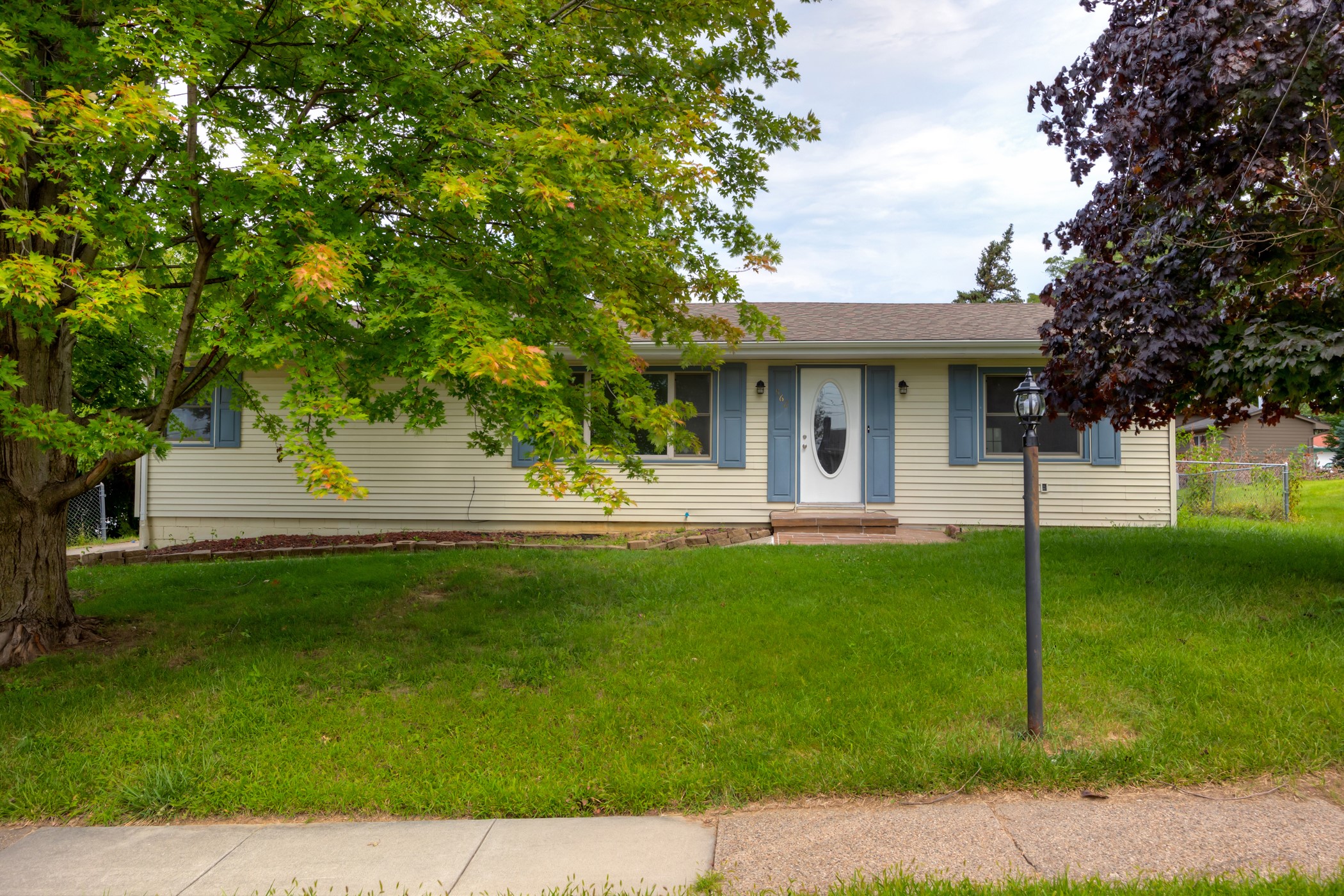 562 Greenfield Parkway, Des Moines, Iowa image 2