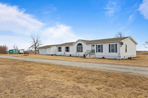 18576 N Avenue Minburn IA 50167