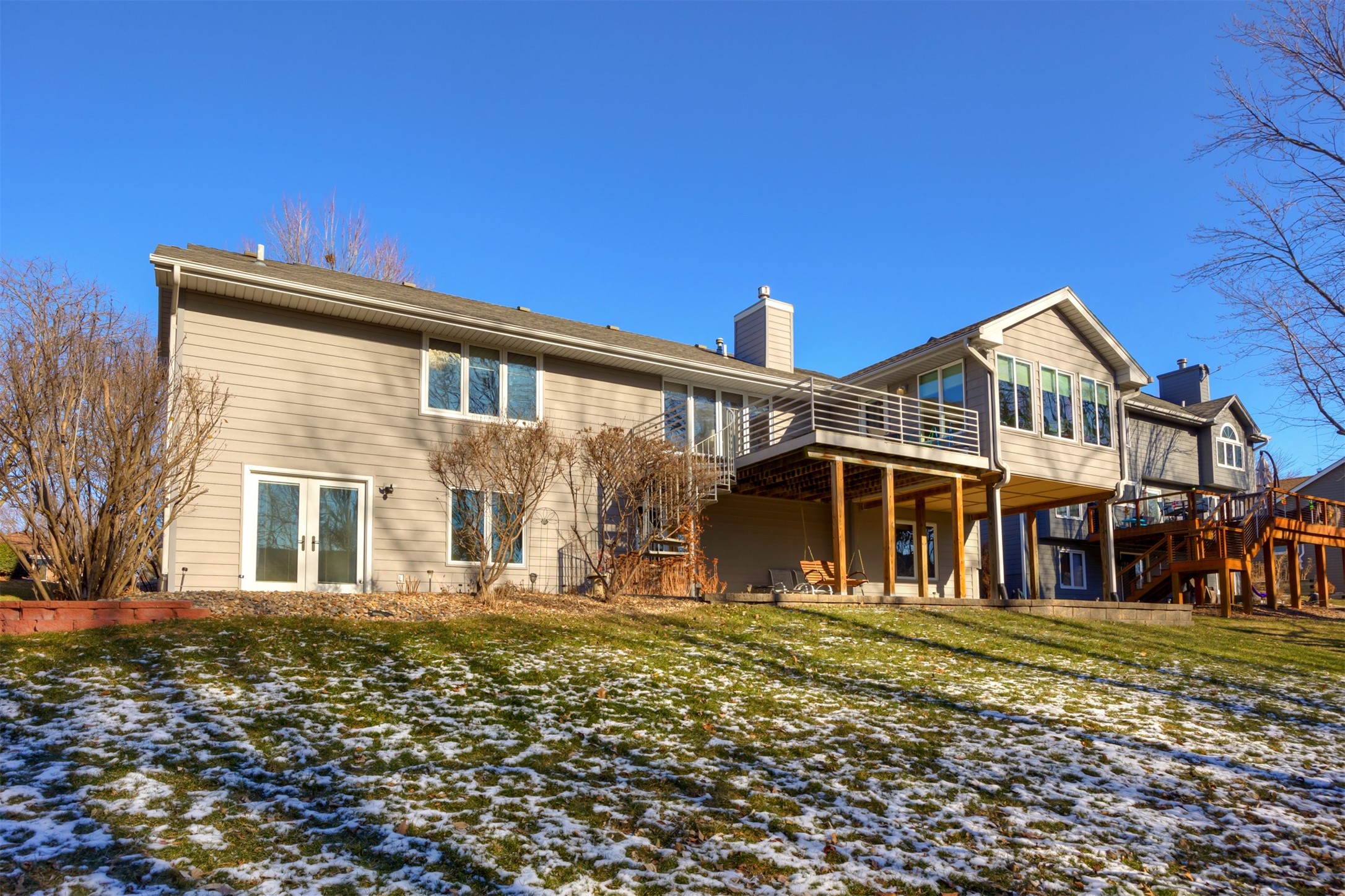 9118 Greenbelt Drive, Urbandale, Iowa image 3