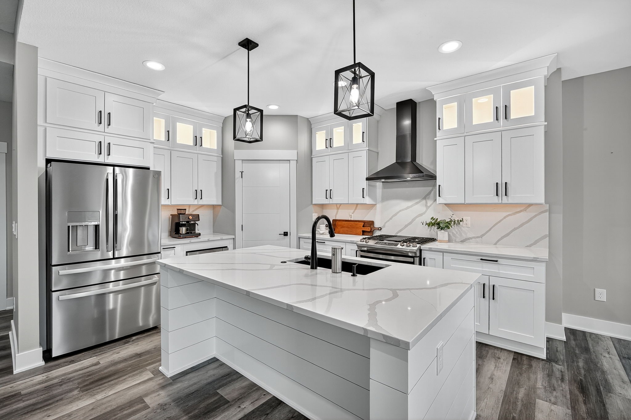 425 NW Woodmoor Drive