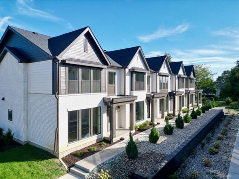 Condo For Sale - 912 Prime Street<br/> West Des Moines, IA 50266