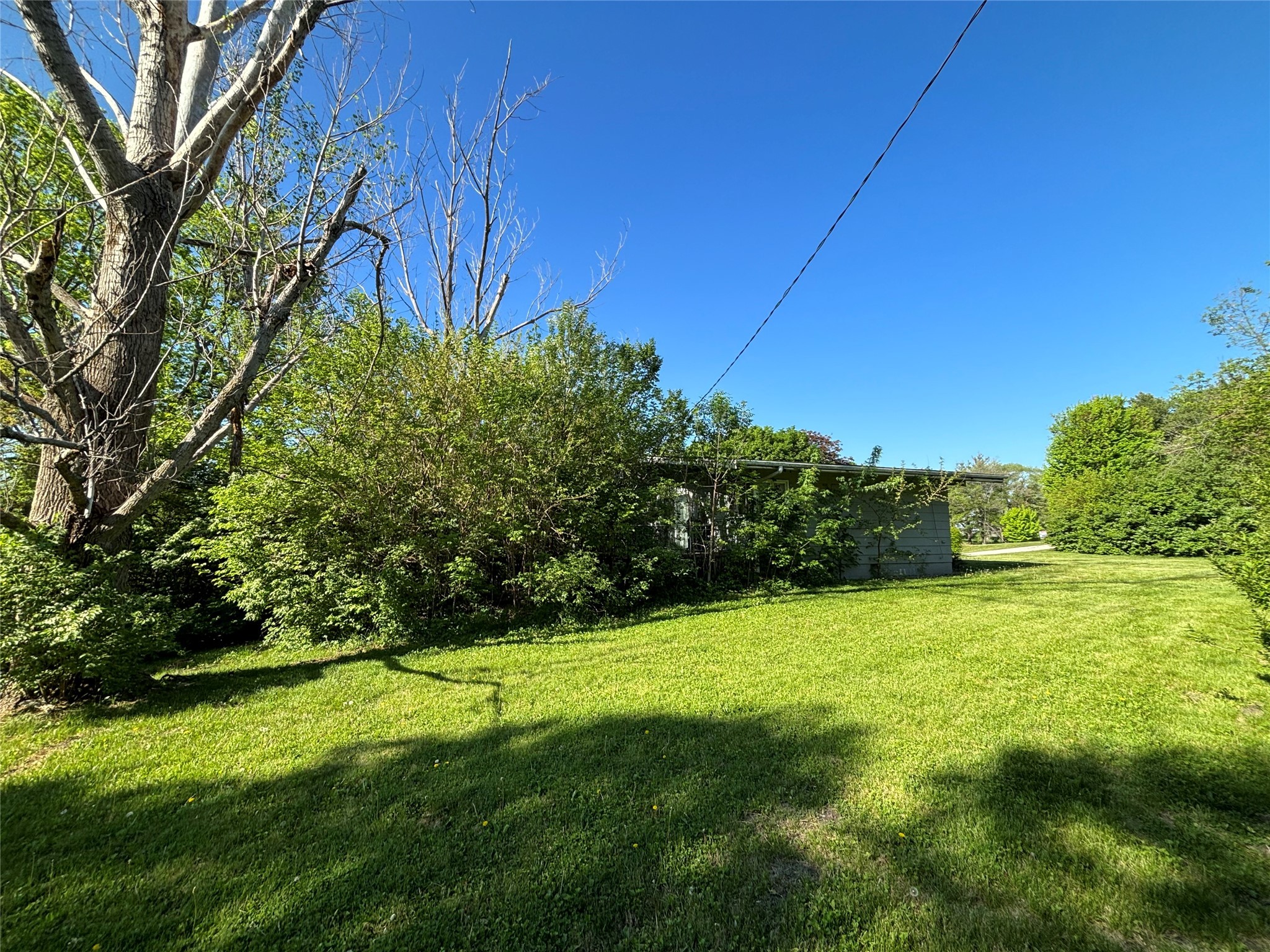 14216 Green Drive, Perry, Iowa image 16
