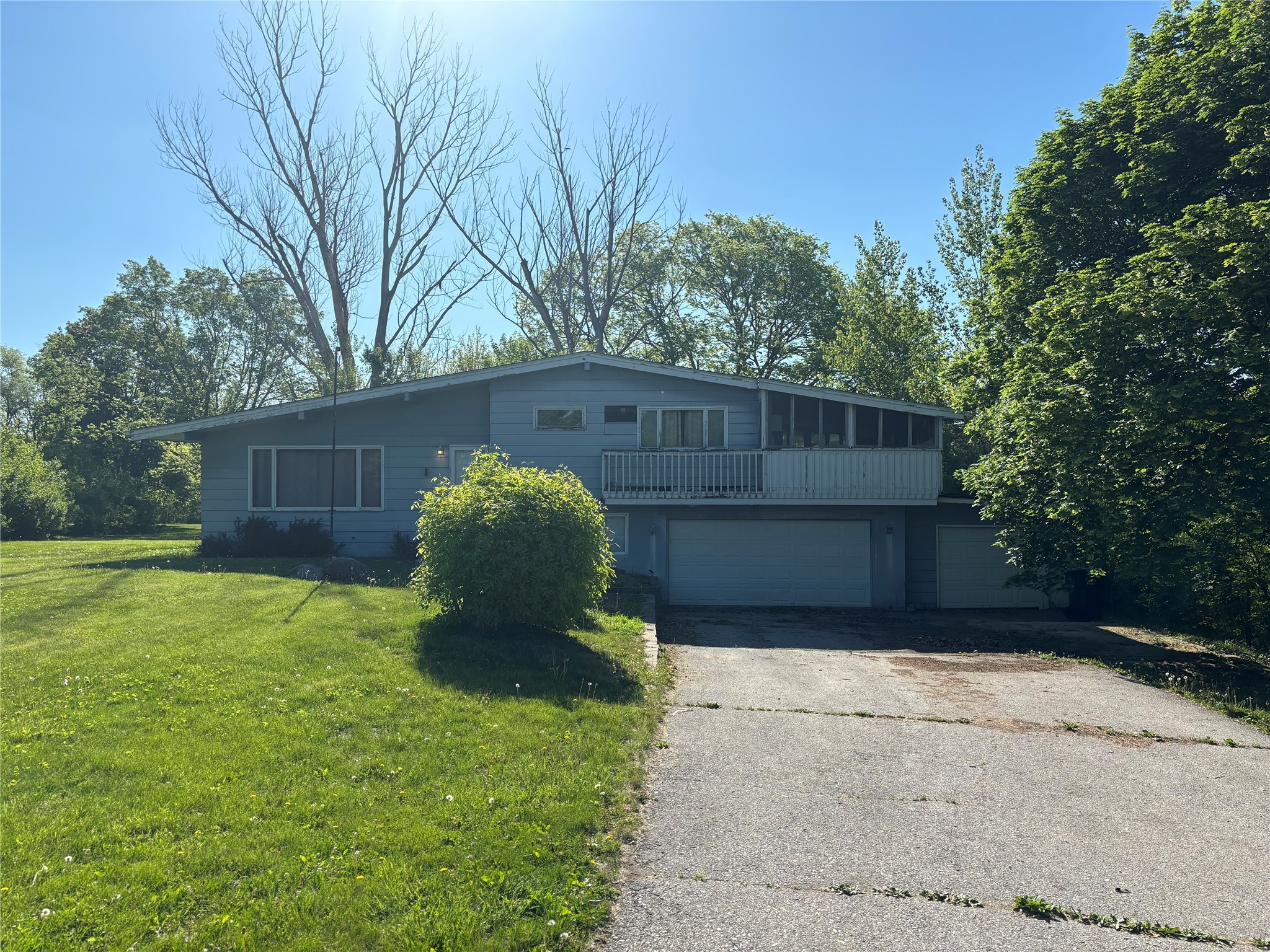 14216 Green Drive, Perry, Iowa image 1