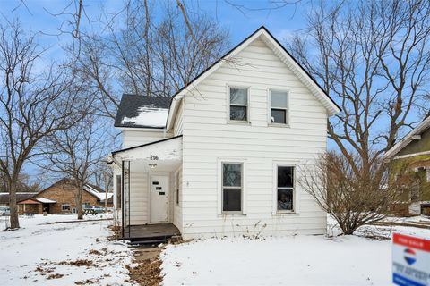 Homes For Sale - 216 N Gaines Street<br/> Stuart, IA 50250