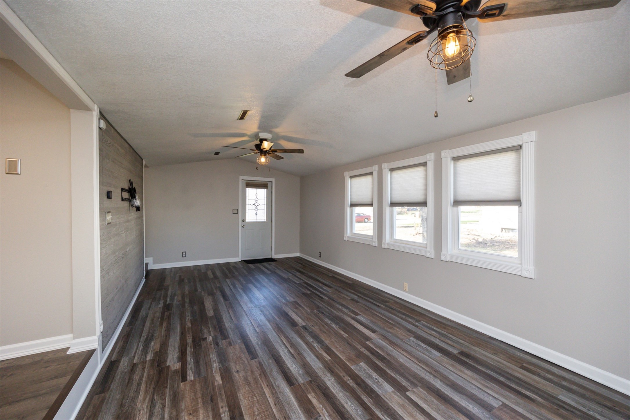 209 4th Street, Altoona, Iowa image 10
