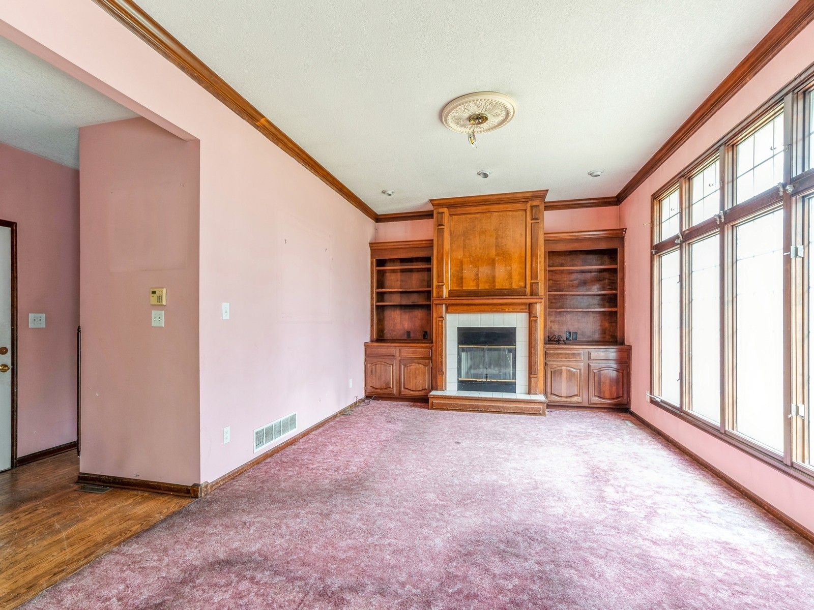 2085 Country Club Boulevard, Clive, Iowa image 9