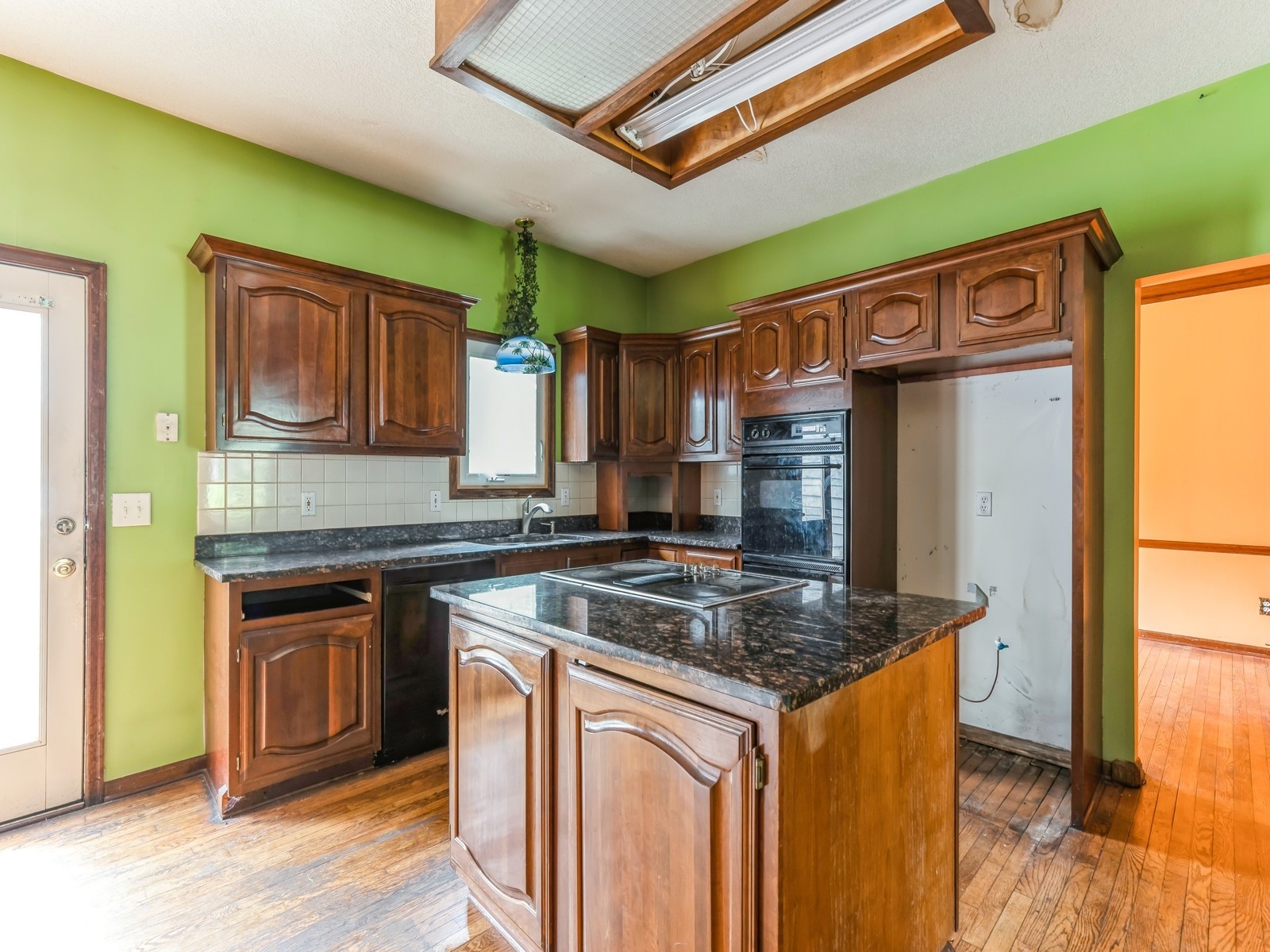 2085 Country Club Boulevard, Clive, Iowa image 14