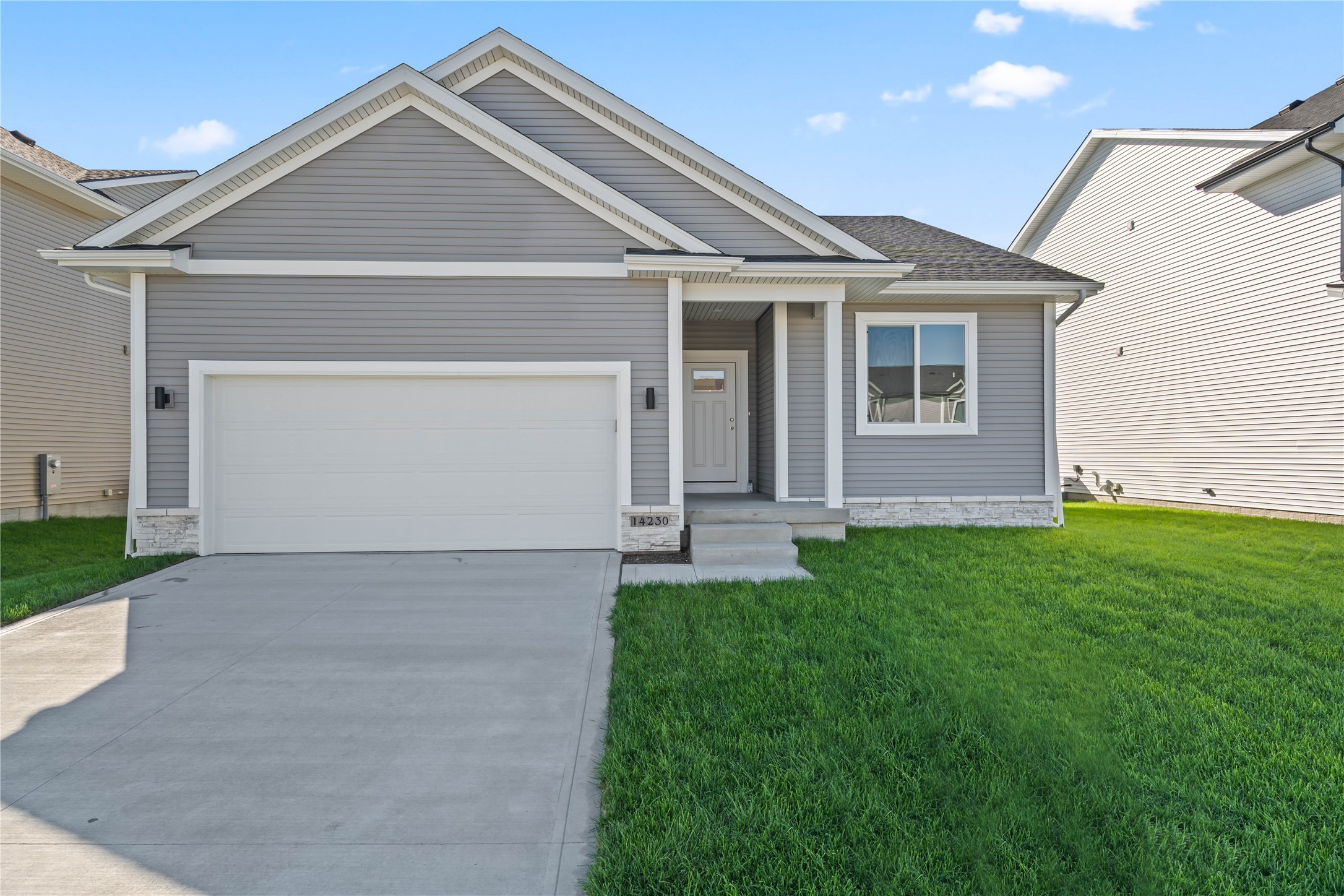 Photo 1 of 11 — 14230 Northpark Drive, Urbandale, IA 50323