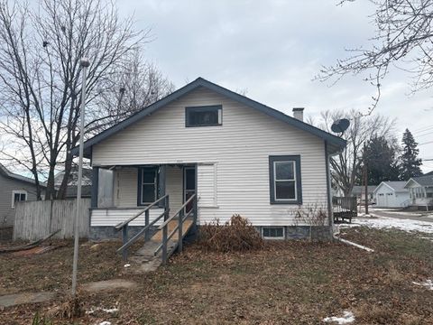 426 S 4th Avenue W Newton IA 50208