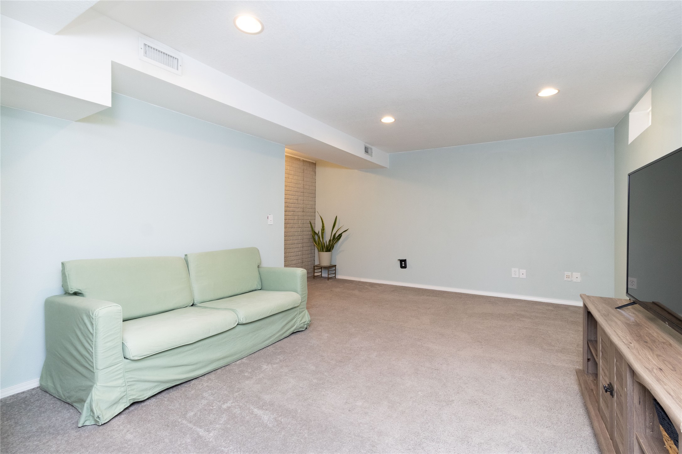 1604 SE Hayes Drive, Ankeny, Iowa image 16