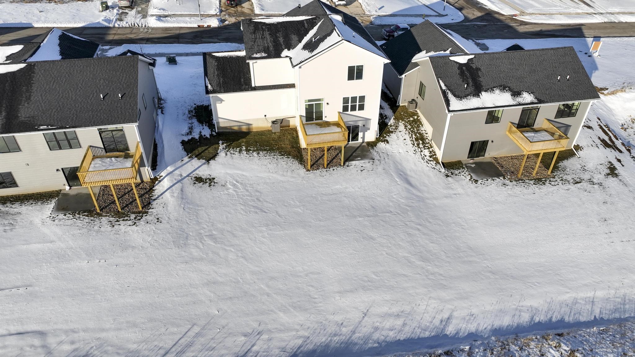 712 Plainside Avenue