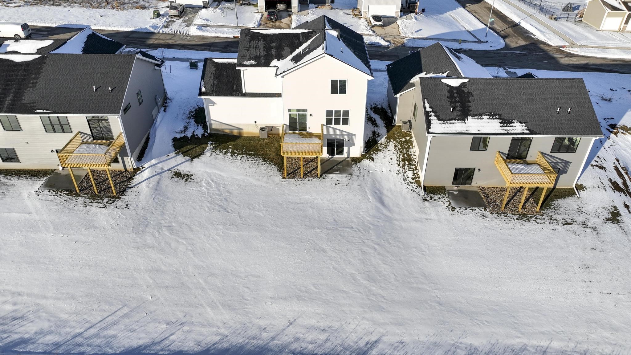 712 Plainside Avenue