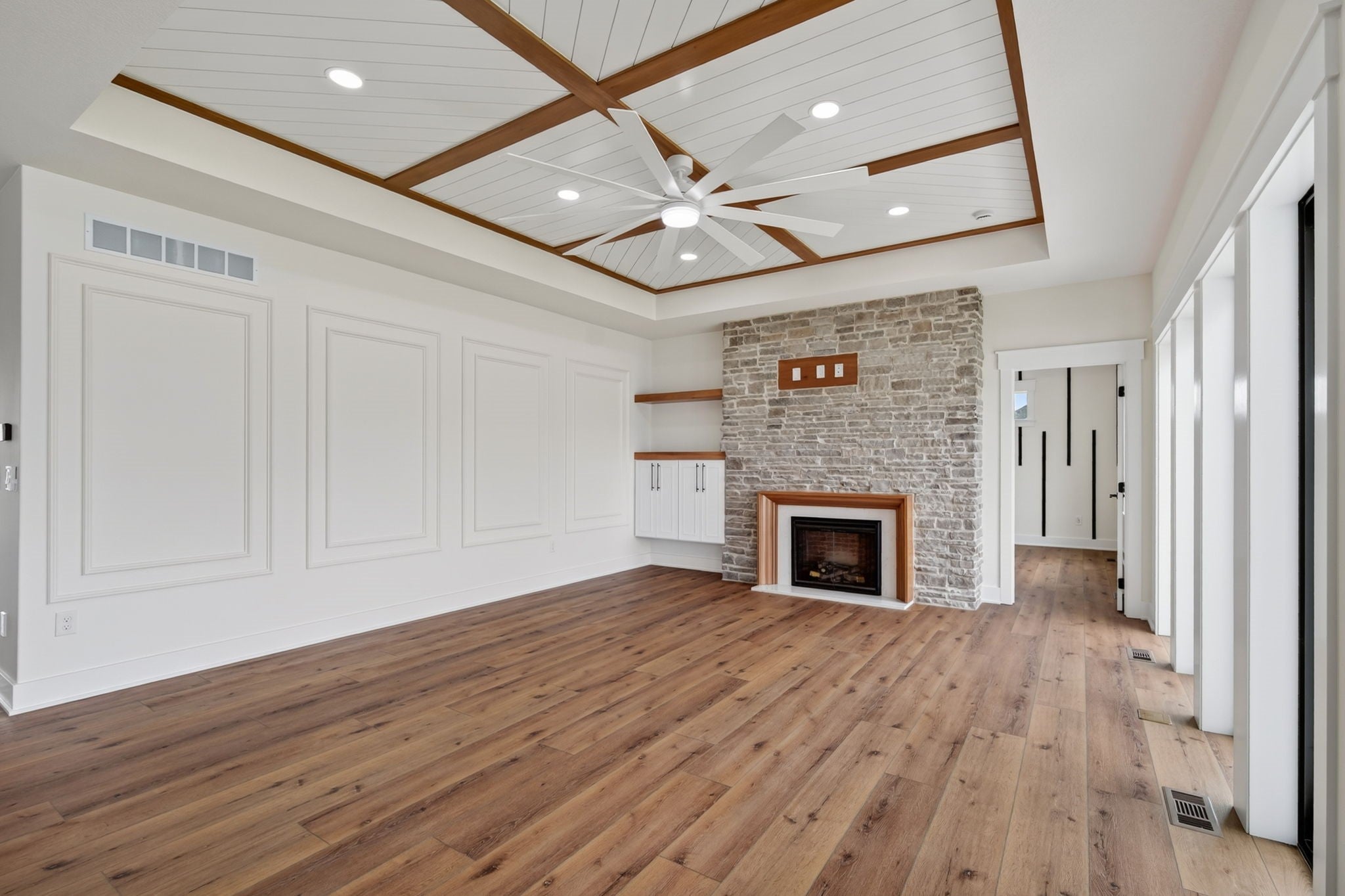 225 NW Woodmoor Drive