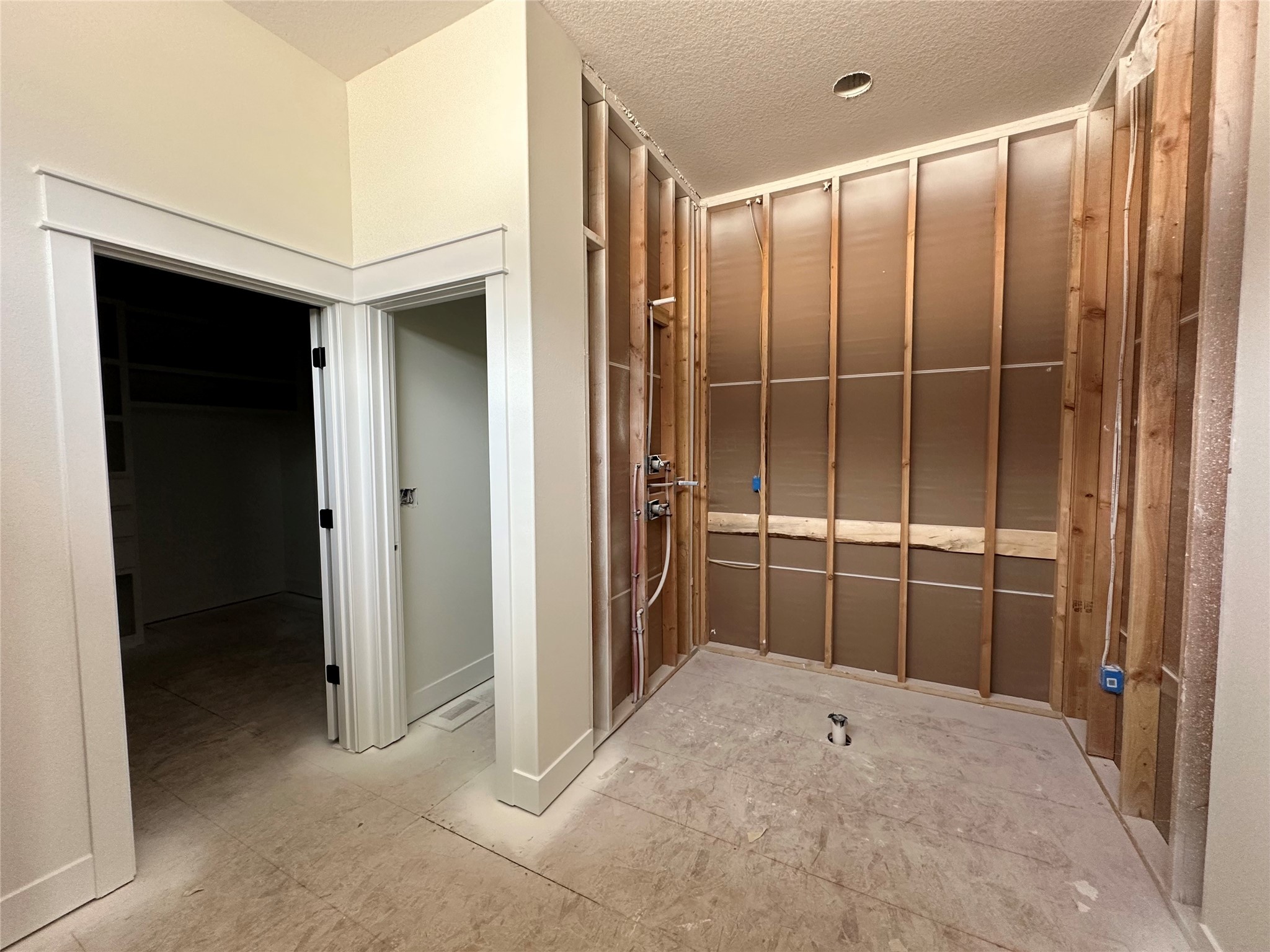 14505 Persimmon Drive, Urbandale, Iowa image 19