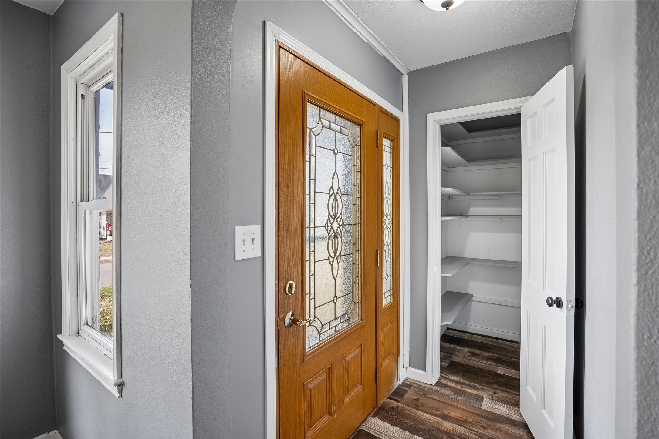 415 College HIll Avenue