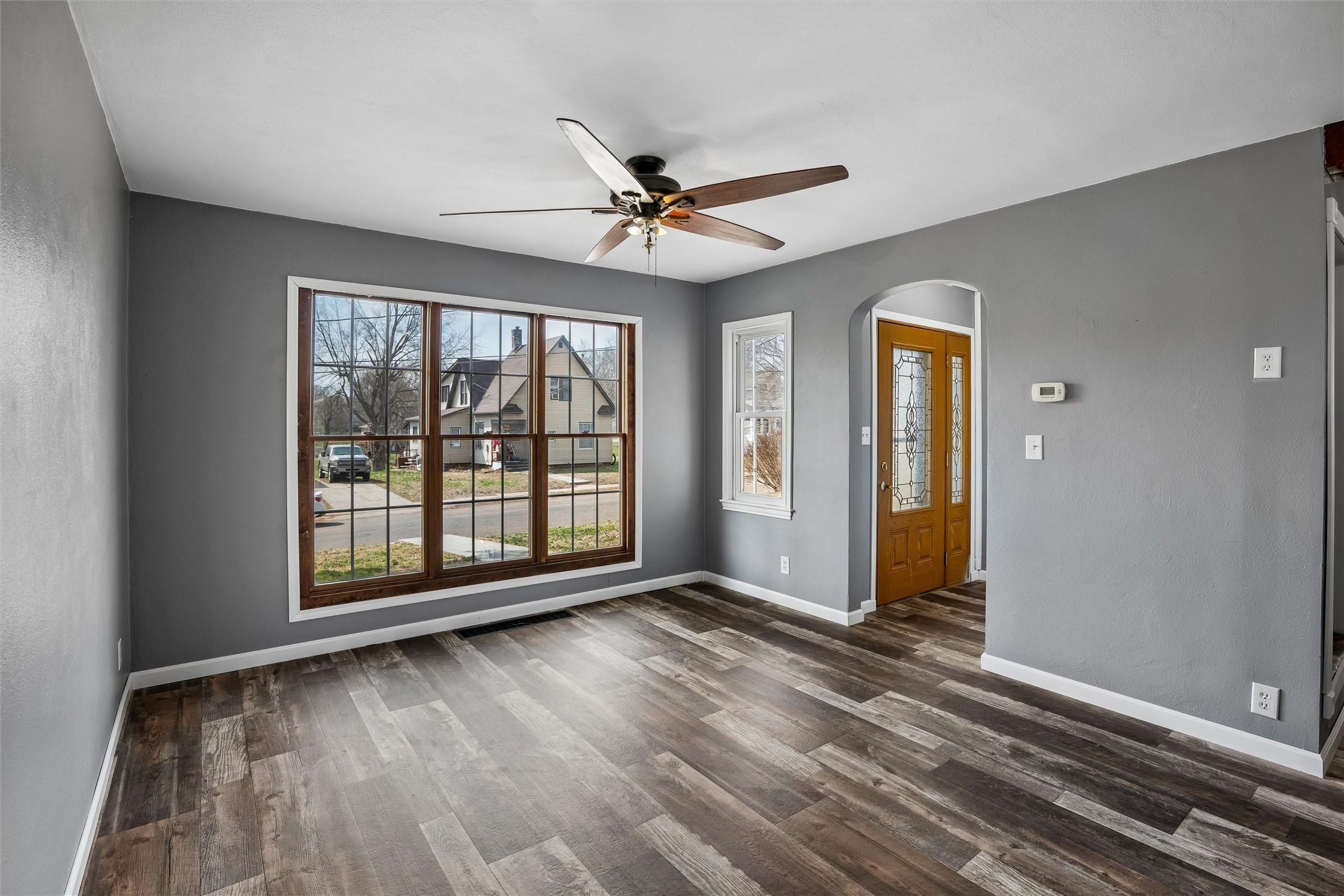 415 College HIll Avenue