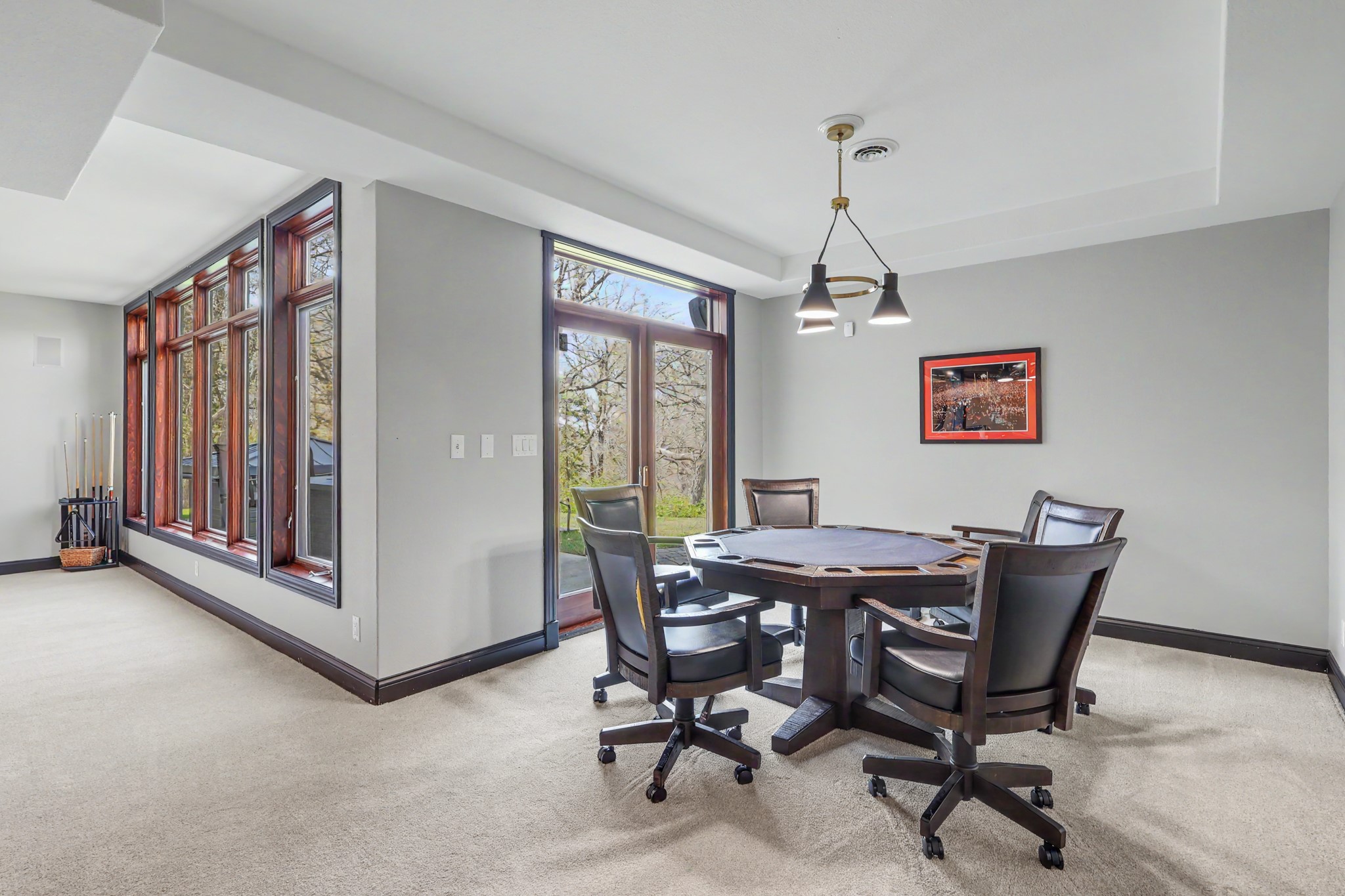 Ames, Iowa, 50010, United States, 5 Bedrooms Bedrooms, ,6 BathroomsBathrooms,Residential,Active,2041536