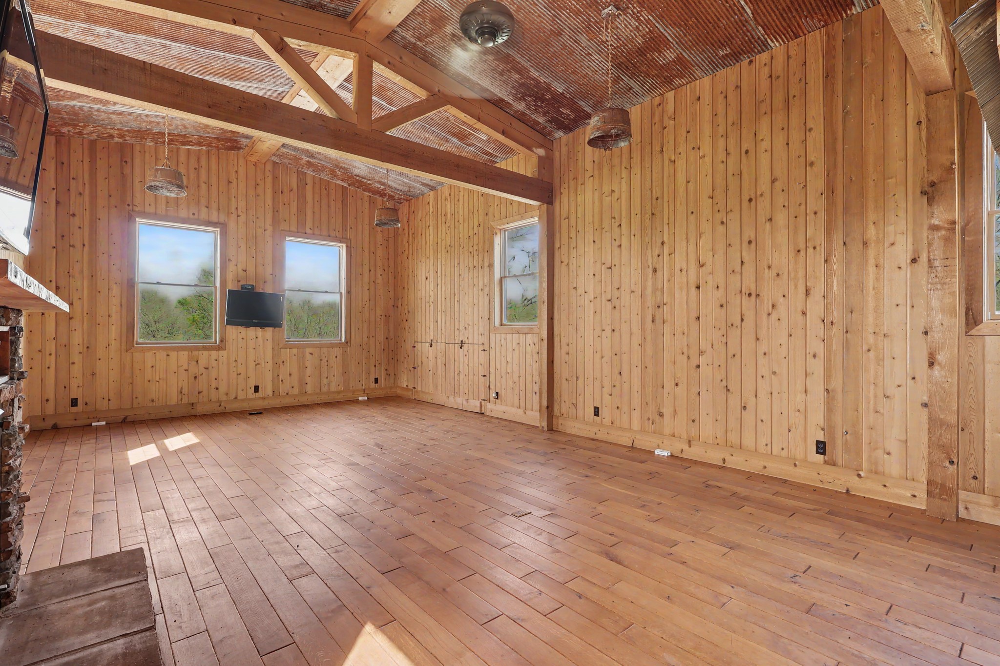 Ames, Iowa, 50010, United States, 5 Bedrooms Bedrooms, ,6 BathroomsBathrooms,Residential,Active,2041536