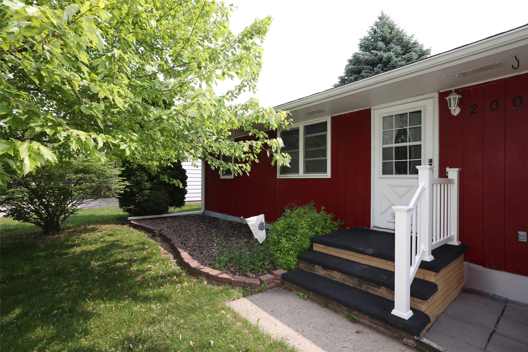2006 Linn Street, Boone, Iowa image 2