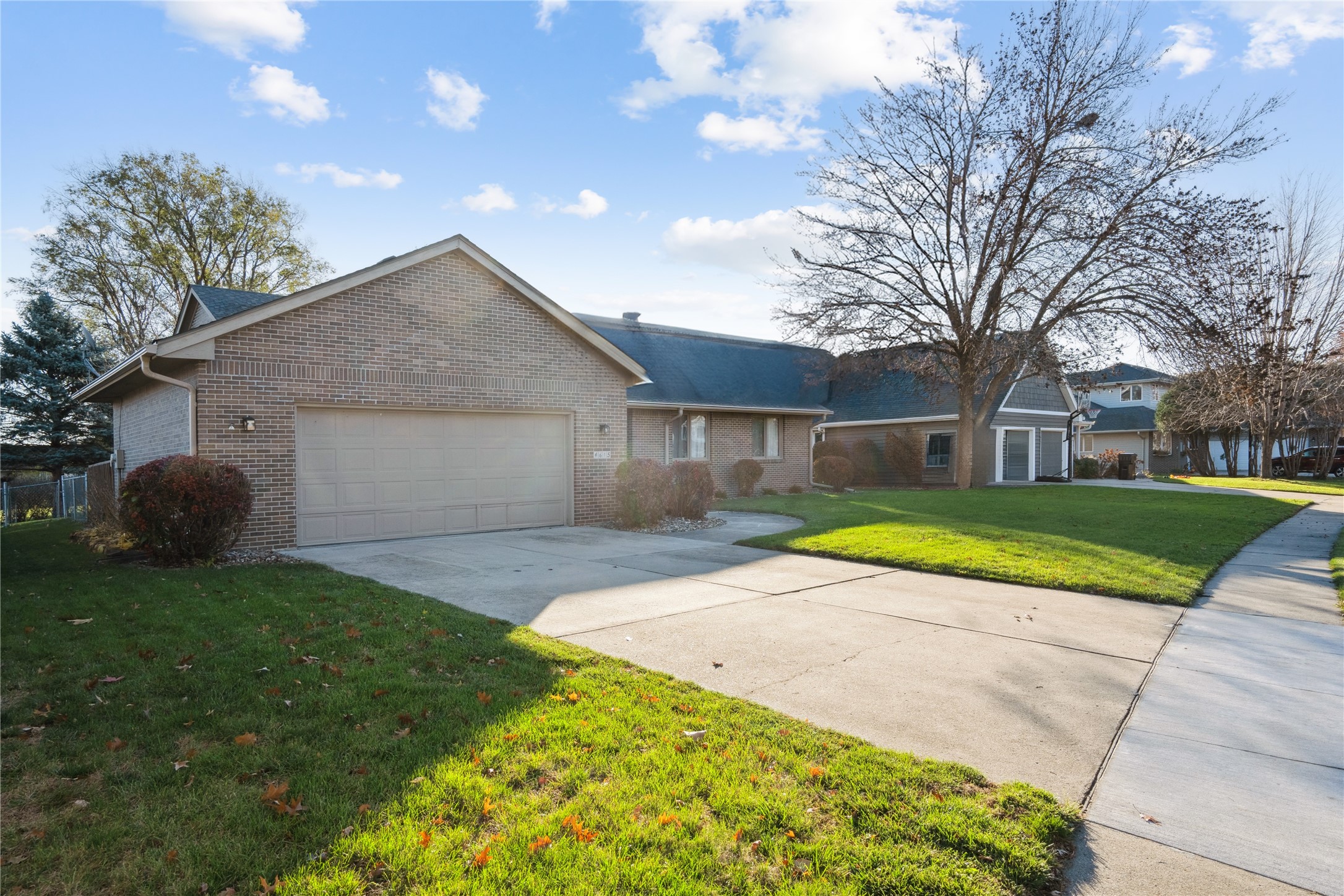 4615 77th Street, Urbandale, Iowa image 3