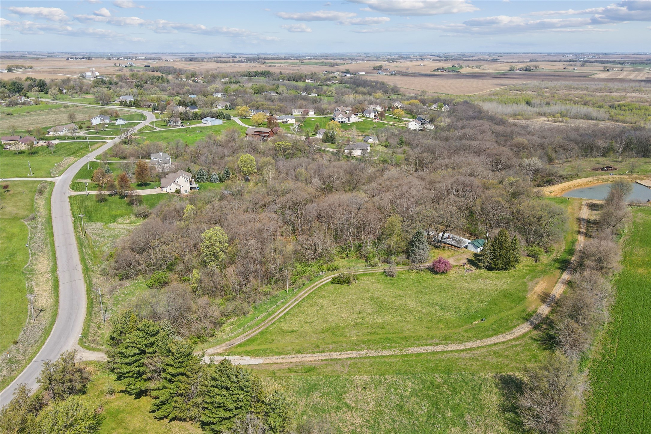 2295 Dakota Drive, Pella, Iowa image 30