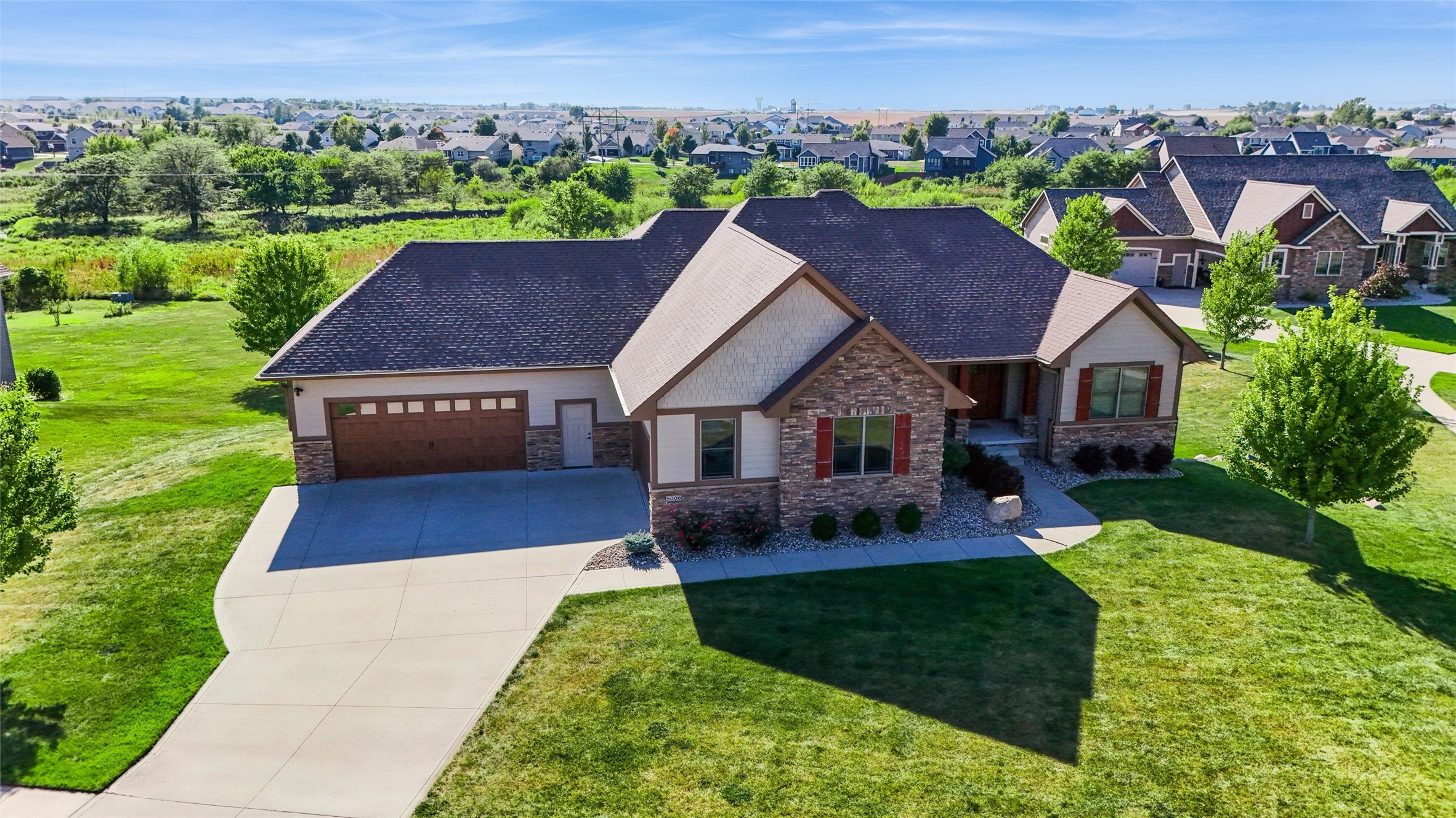 5006 NE Jan Rose Parkway