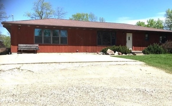 1006 W 88th Street, Colfax, Iowa image 1