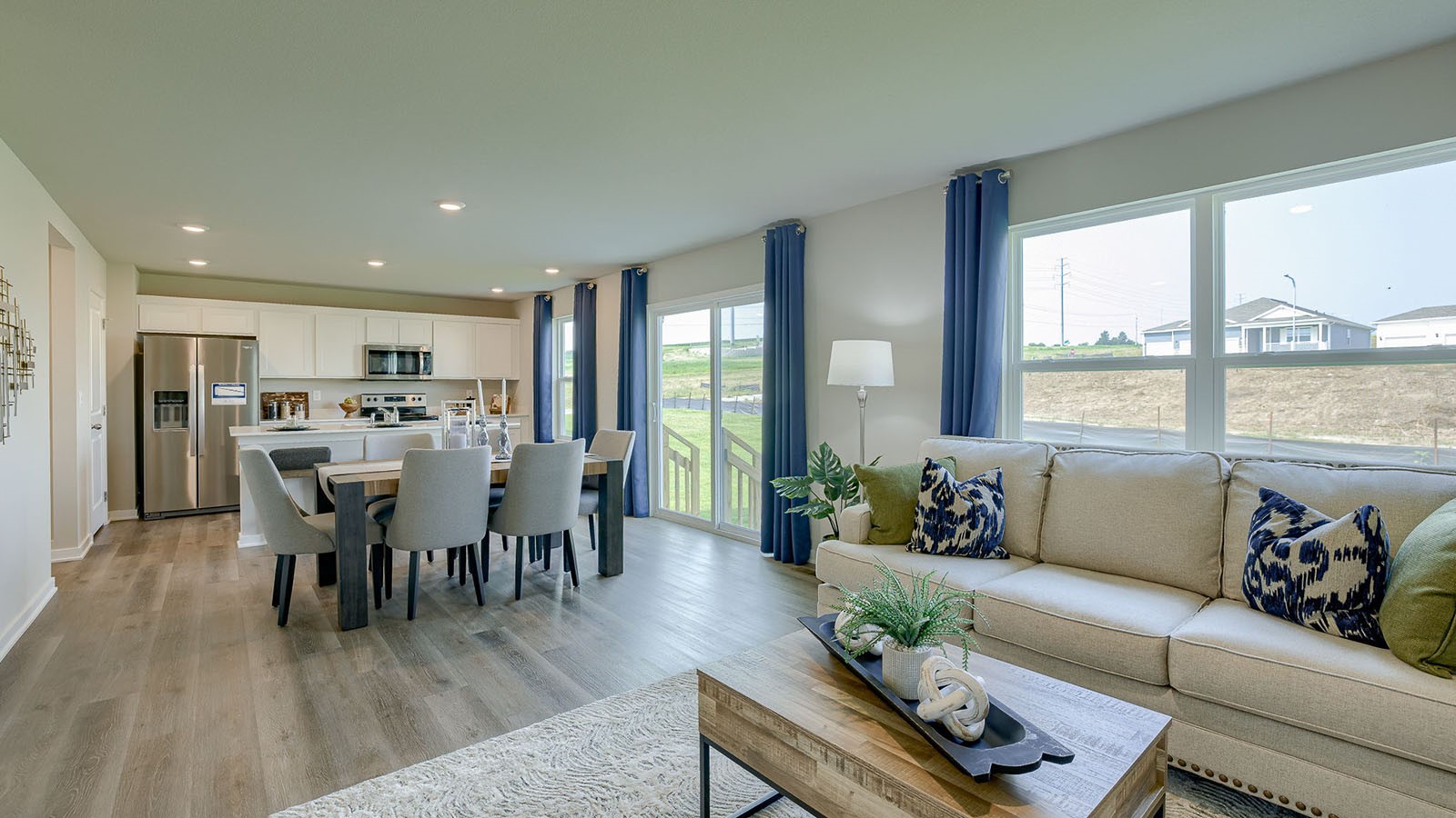 201 Bobwhite Avenue, Bondurant, Iowa image 3