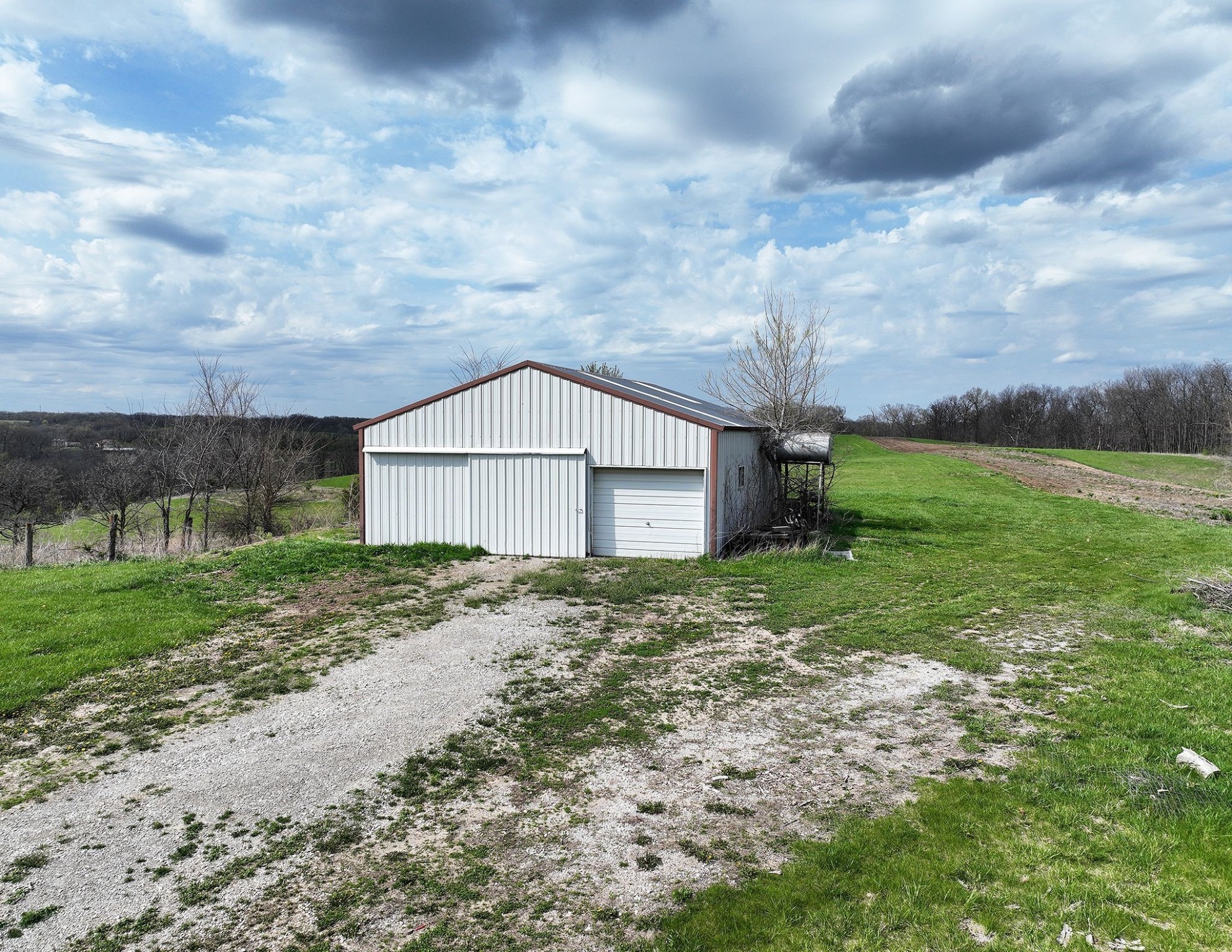 25095 490th Street, Chariton, Iowa image 7