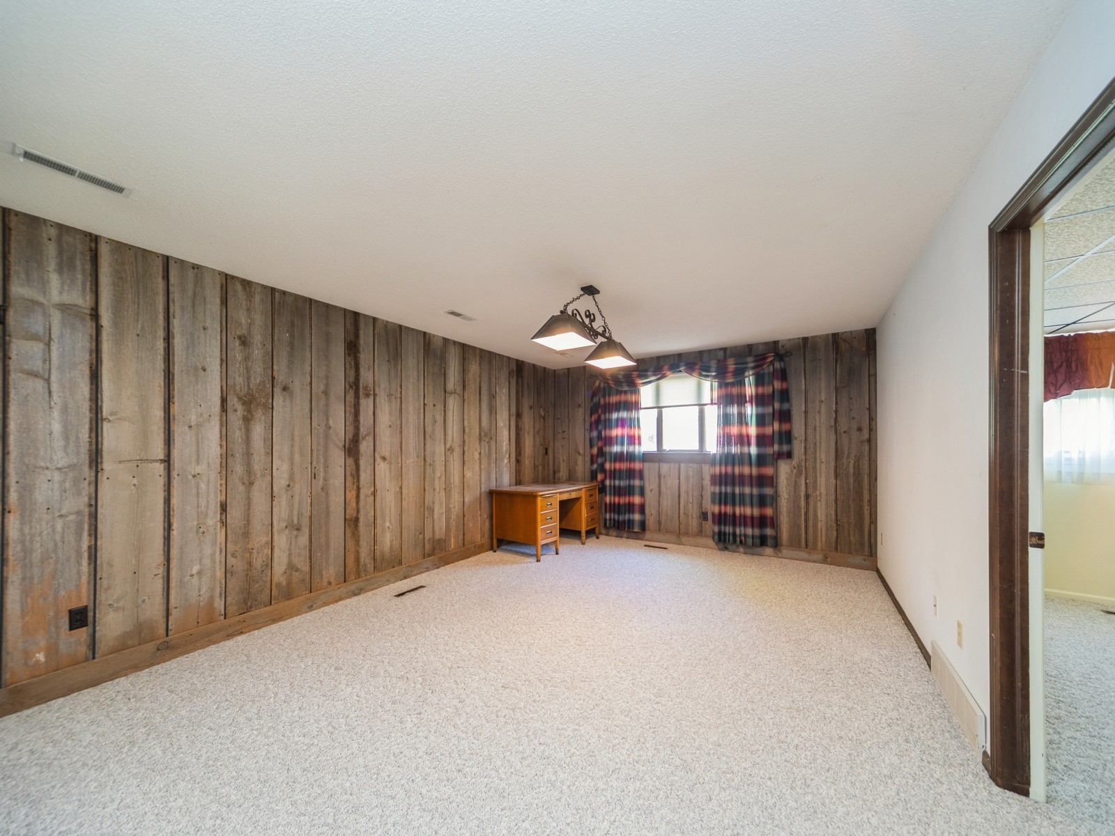 4113 77th Place Circle, Urbandale, Iowa image 13
