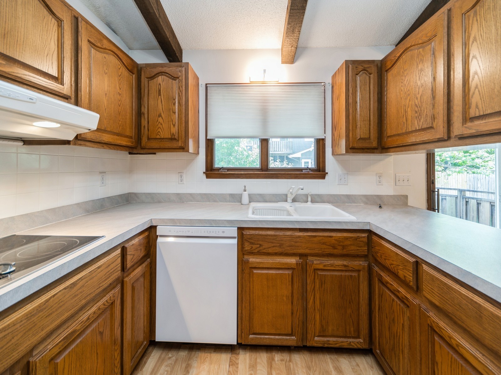 4113 77th Place Circle, Urbandale, Iowa image 7