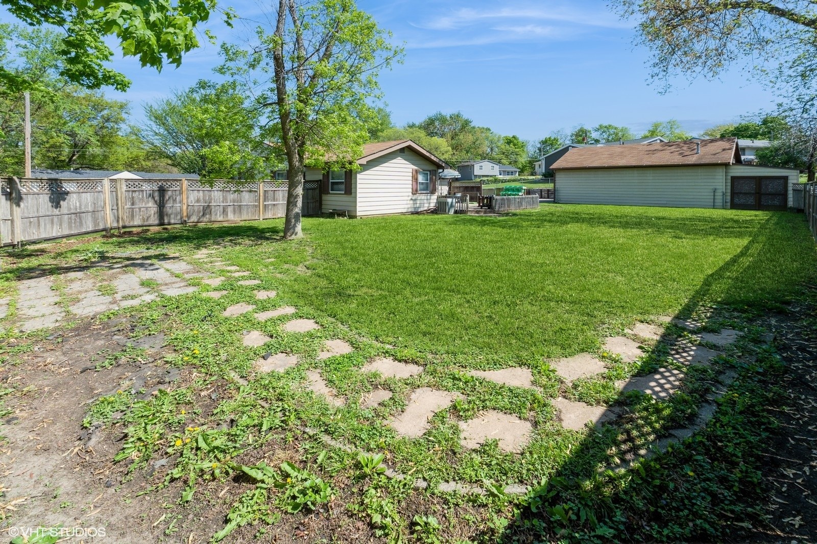4027 E Madison Avenue, Des Moines, Iowa image 19