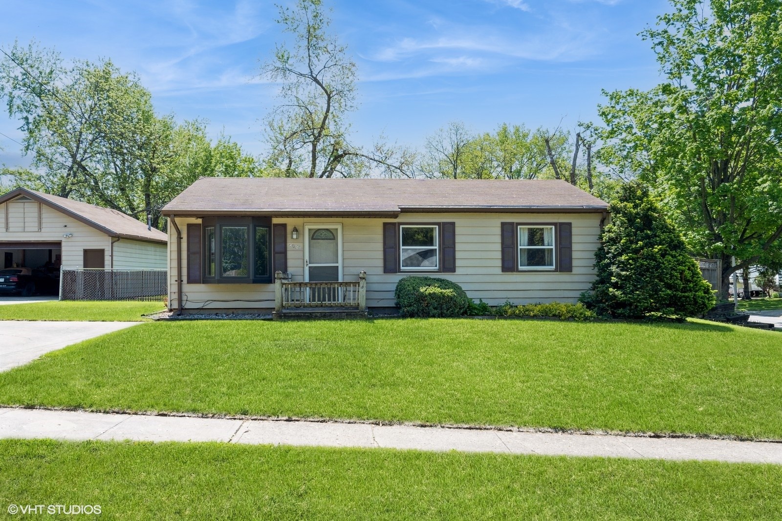 4027 E Madison Avenue, Des Moines, Iowa image 1