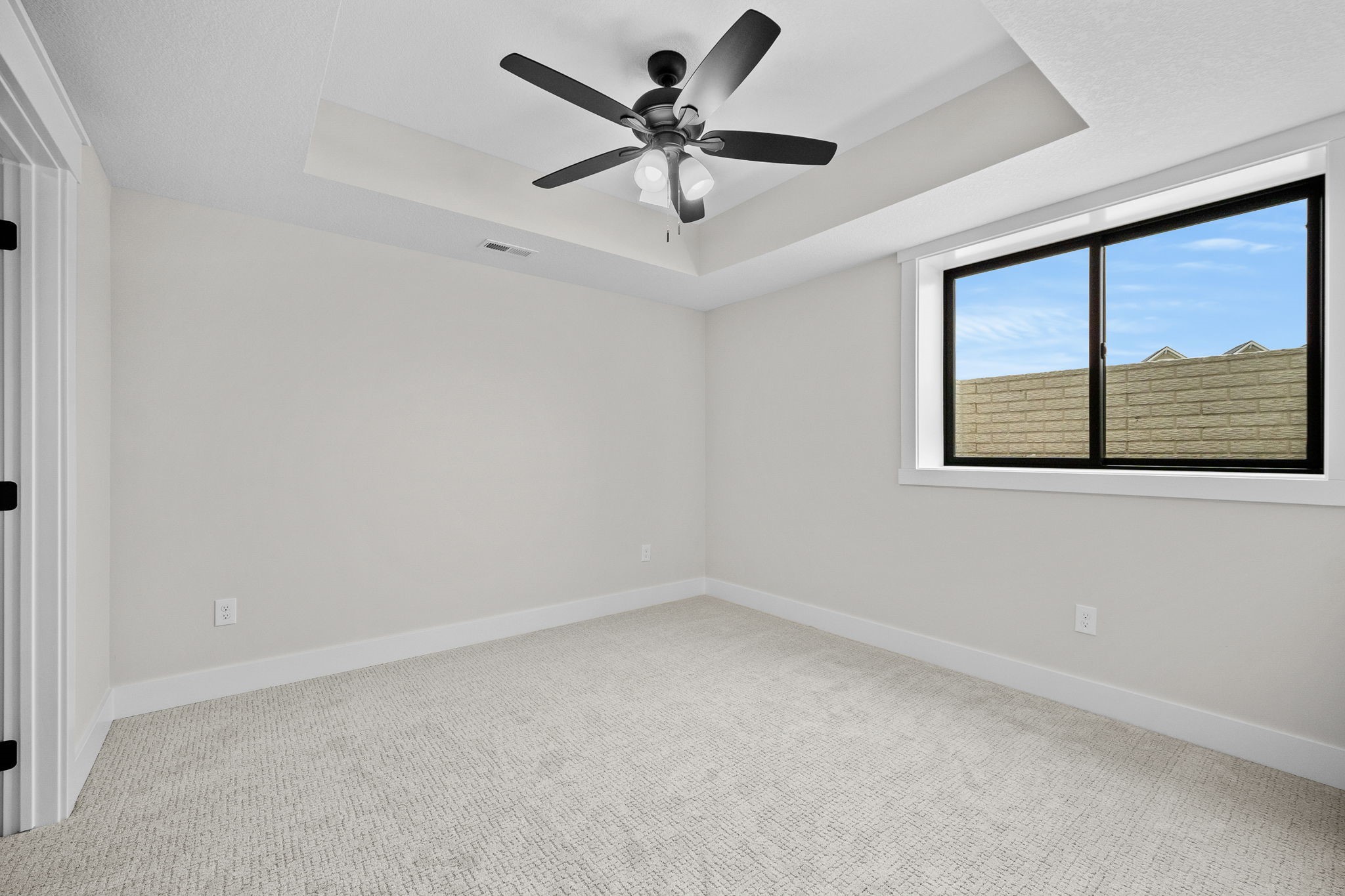 2600 E Madison Avenue, Des Moines, Iowa image 28