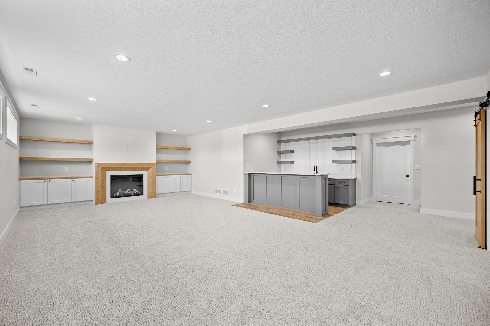 2600 E Madison Avenue, Des Moines, Iowa image 25