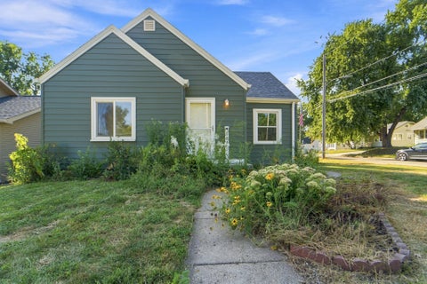 Homes For Sale - 1348 57th Street<br/> Polk County, Des Moines, IA 50311
